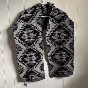 Ralph Lauren Black and Gray Patterned Scarf